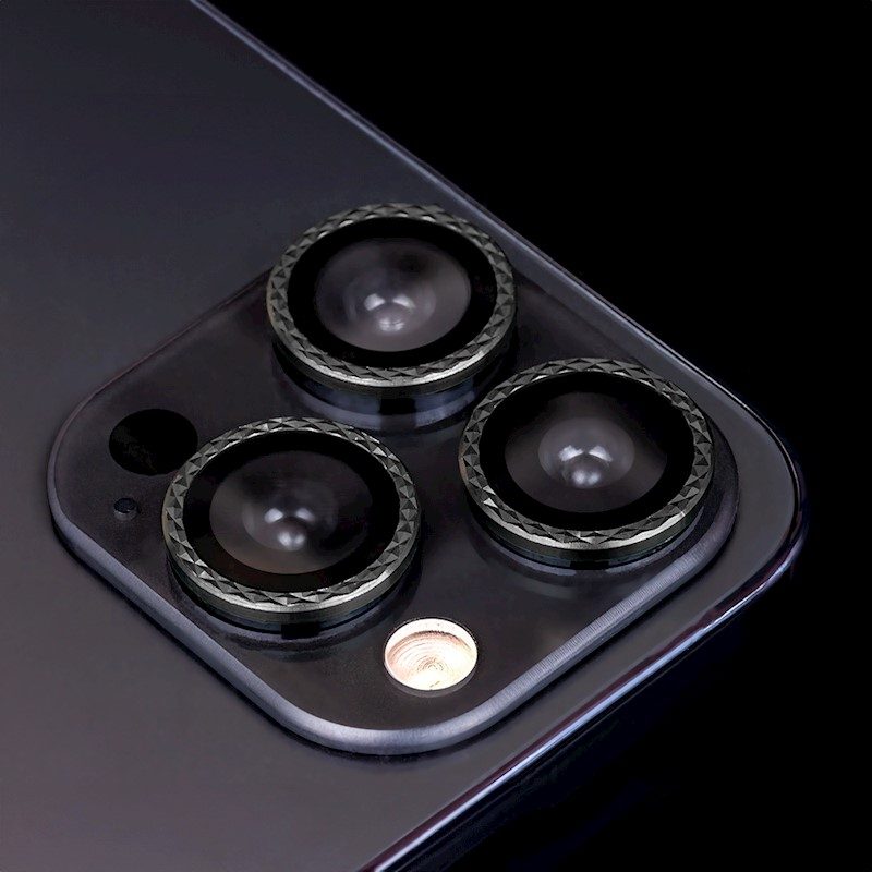 apple-iphone-15-plus-rombusz-mintas-kamera-vedo-fekete_2.jpg