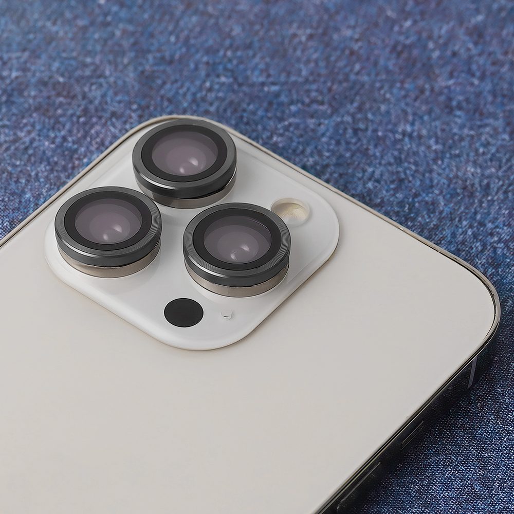 apple-iphone-17-kamera-vedo-uvegfolia-atlatszo-fekete-peremmel_4.jpg