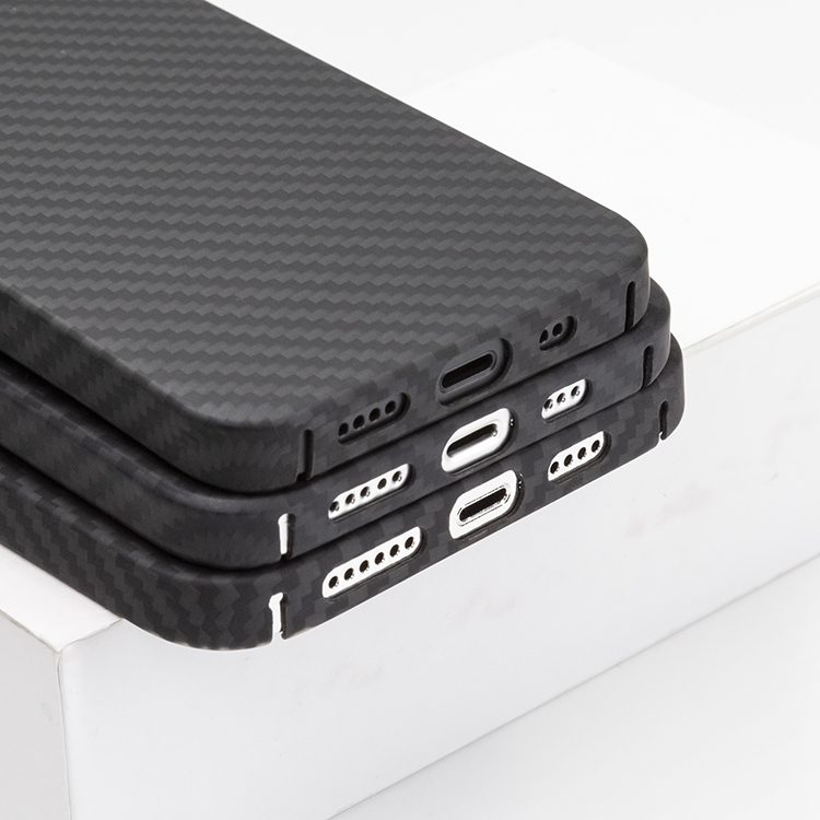 apple-iphone-11-pro-58-aramid-carbon-utesallo-ultravekony-hatlap-tok-fekete_3.jpg